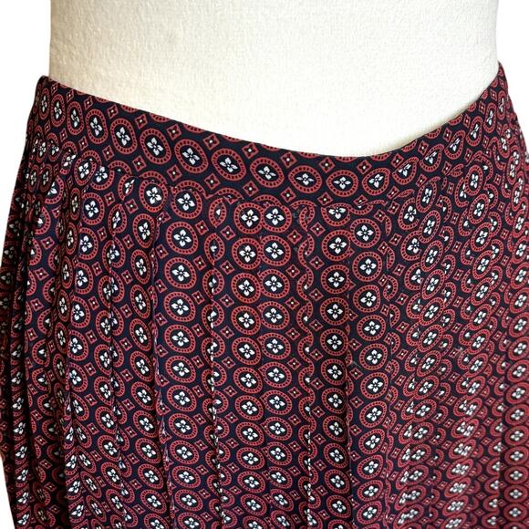 Banana Republic Burgundy Pleated Print Midi Career Preppy Petite Skirt 10P - Picture 2 of 3